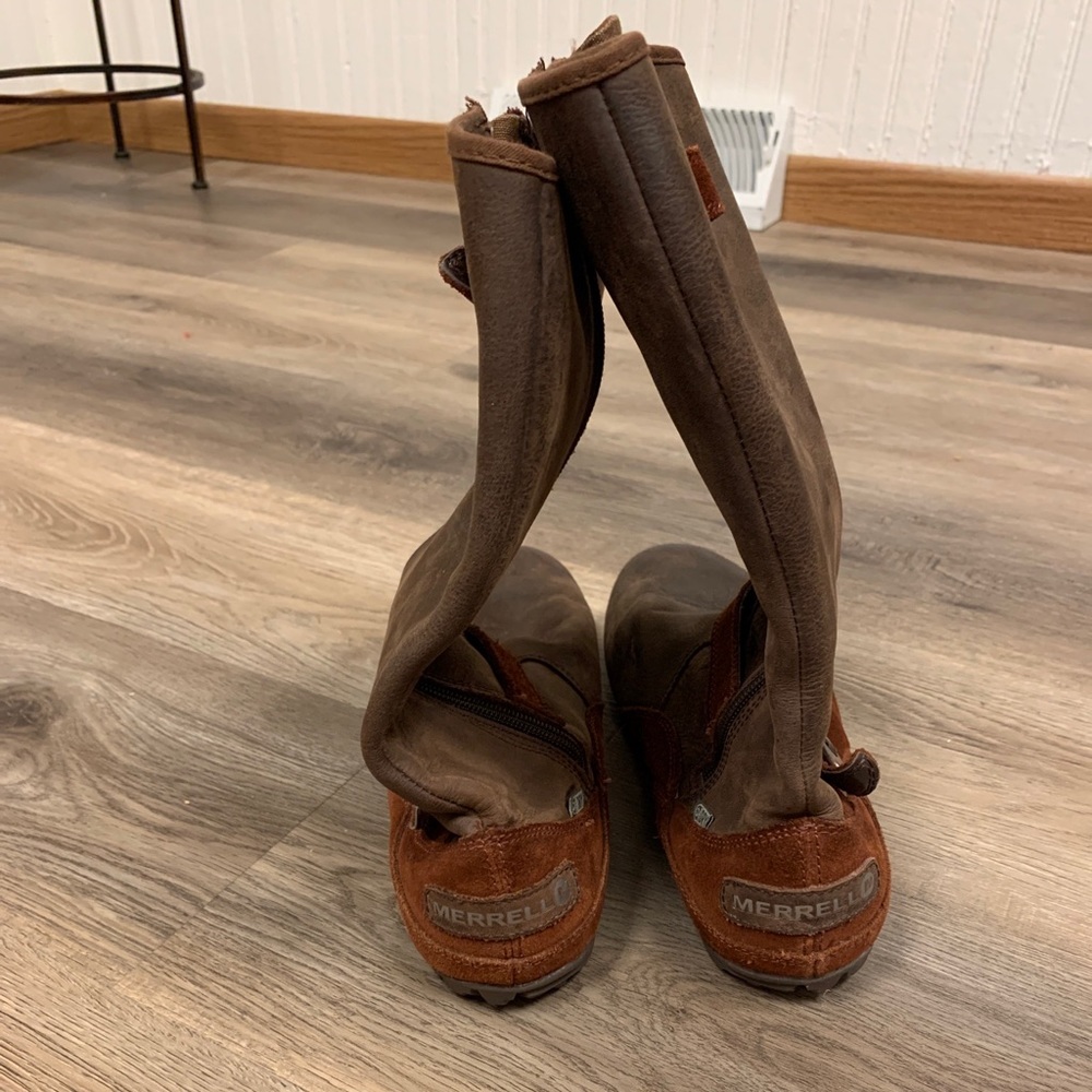 Women’s Merrell boots size 8
